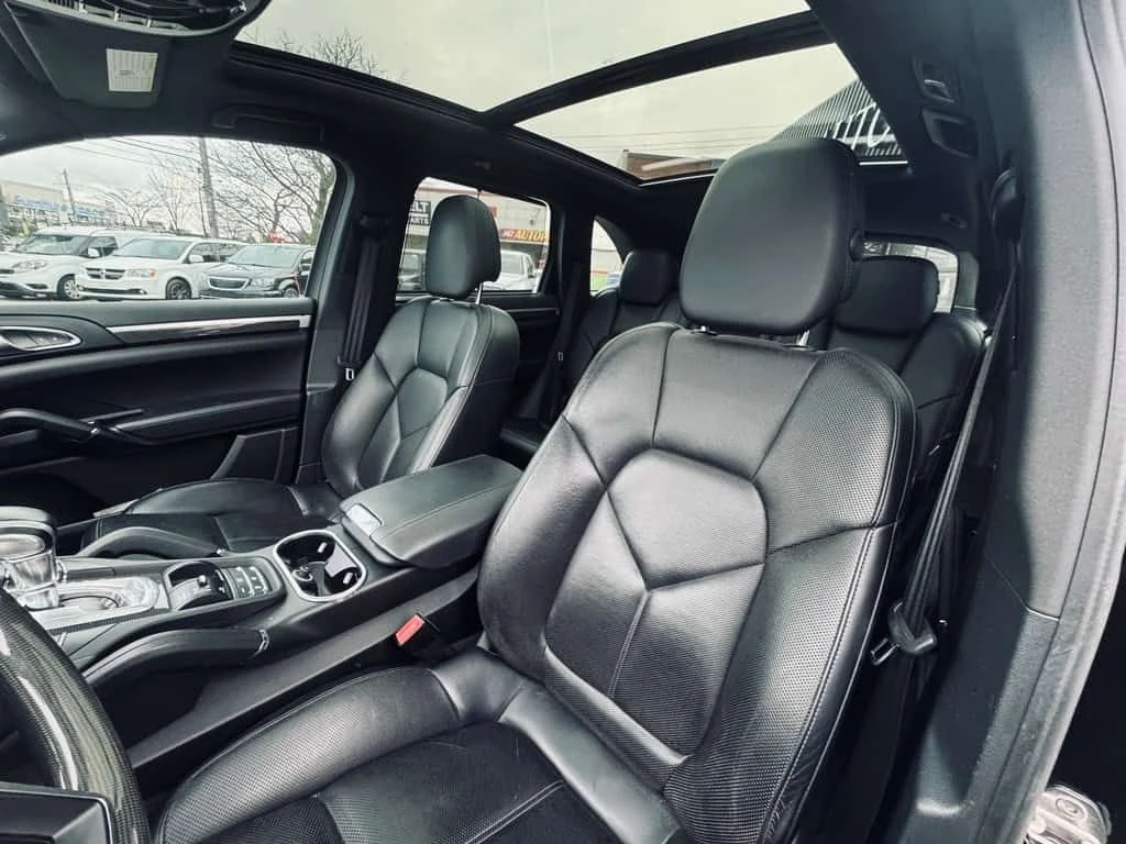 Porsche Cayenne AWD 4dr/CARFAX/ПАНОРАМА/ОБДУХВАНЕ - изображение 6