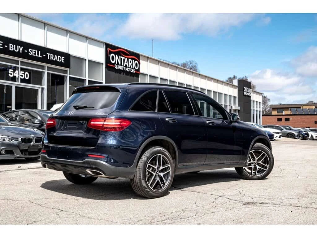 Mercedes-Benz GLC 300 АМГ ПАКЕТ/4MATIC/ SUV /360/Подгрев/Пано/Дистроник/, снимка 6 - Автомобили и джипове - 53976063