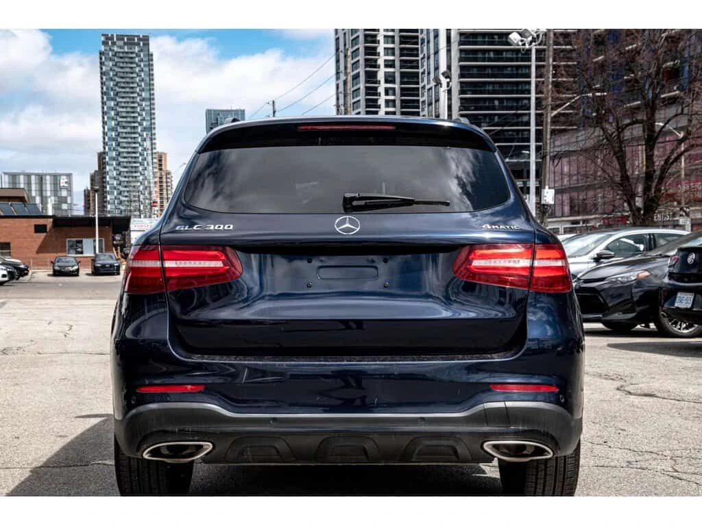 Mercedes-Benz GLC 300 АМГ ПАКЕТ/4MATIC/ SUV /360/Подгрев/Пано/Дистроник/, снимка 7 - Автомобили и джипове - 53976063