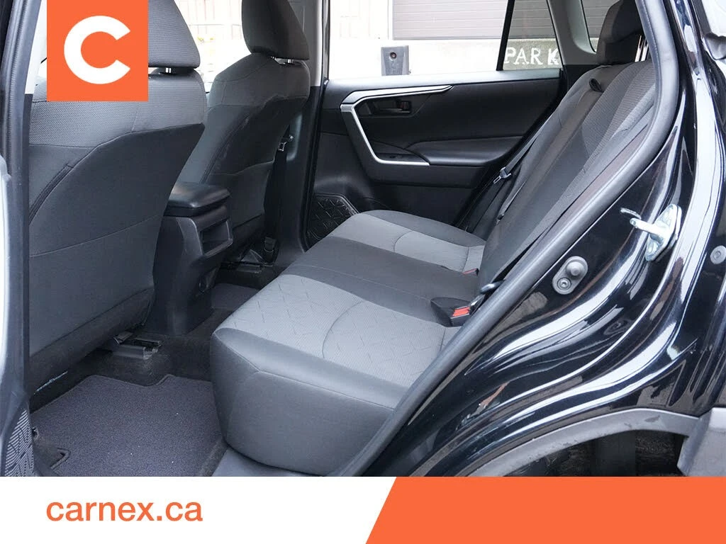 Toyota Rav4 LE* FWD* АвтоКредит* (ЦЕНА ДО БГ), снимка 16 - Автомобили и джипове - 54463789