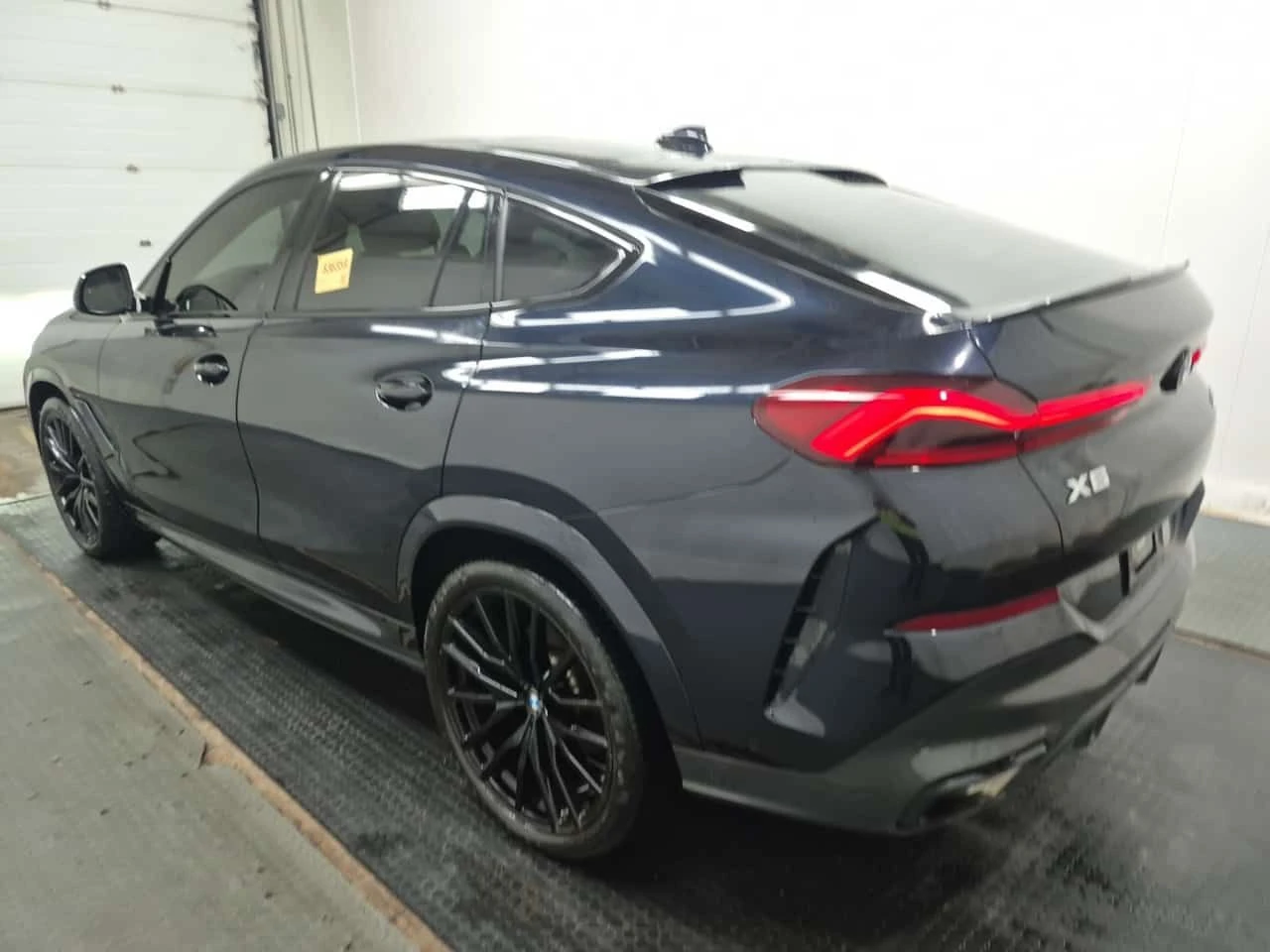 BMW X6 XDRIVE40i| M SPORT| ЛАЗЕРИ| 360| SHADOW| PANO| HUD, снимка 5 - Автомобили и джипове - 54497193