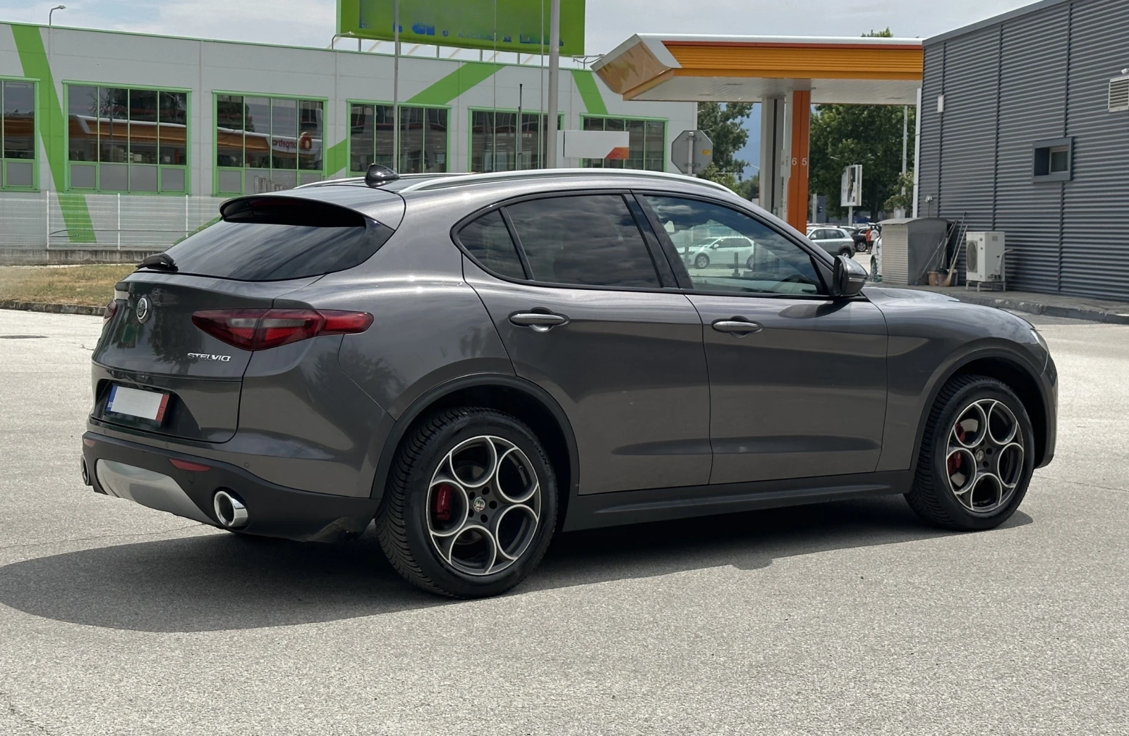 Alfa Romeo Stelvio 2.2D| Q4| ВС.ЕКСТРИ| ФРАНЦИЯ| ЛИЗИНГ| ГАРАНЦИЯ, снимка 4 - Автомобили и джипове - 54645521
