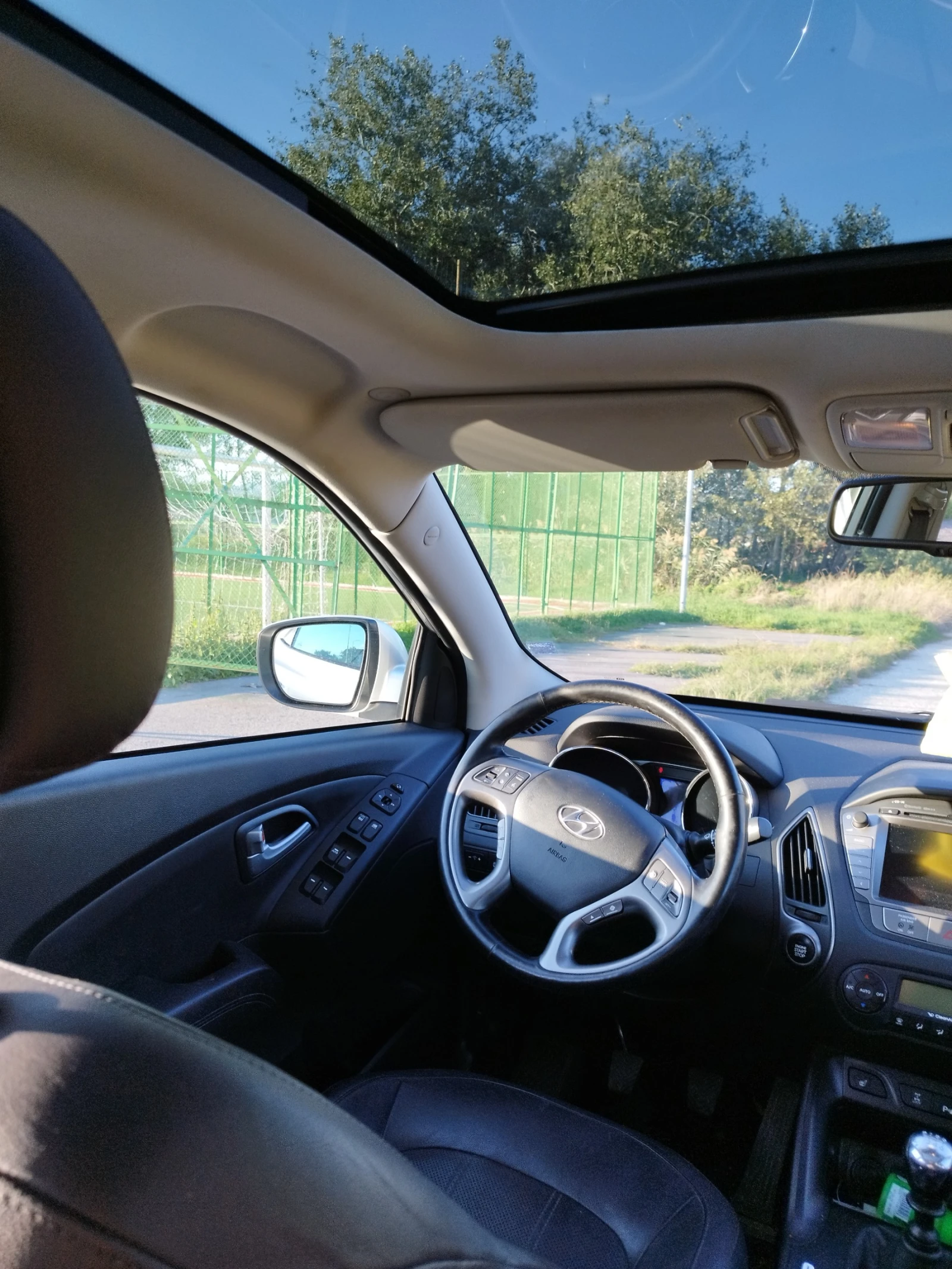 Hyundai IX35, снимка 7 - Автомобили и джипове - 55715041