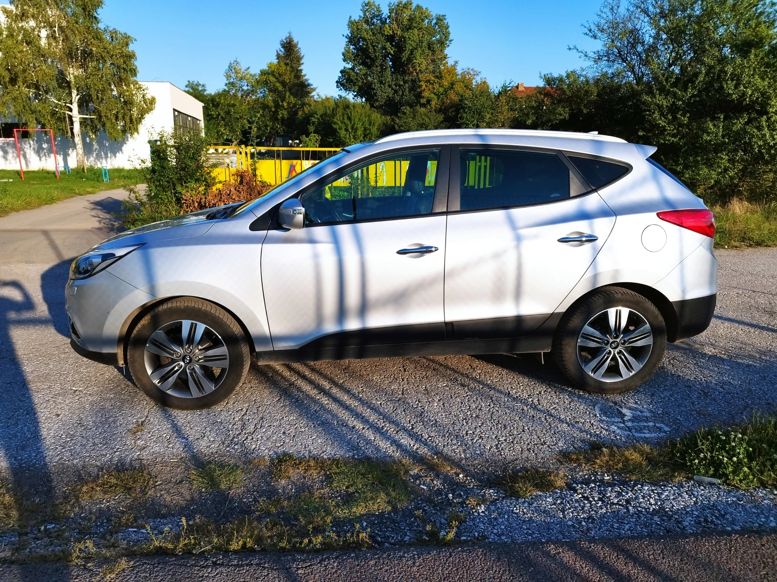 Hyundai IX35, снимка 4 - Автомобили и джипове - 55715041