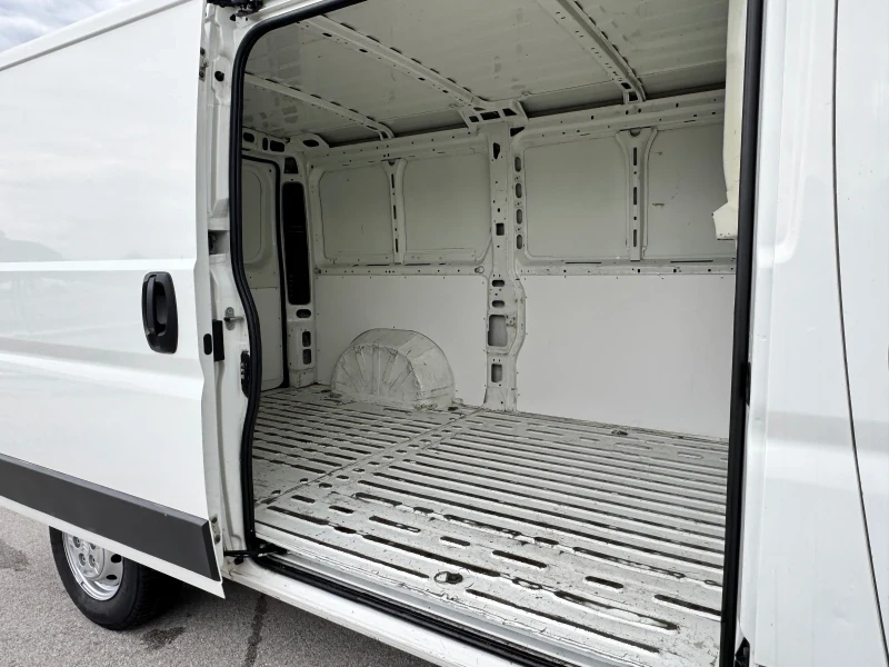 Citroen Jumper 2.0BlueHDI ИТАЛИЯ, снимка 8 - Бусове и автобуси - 50439519