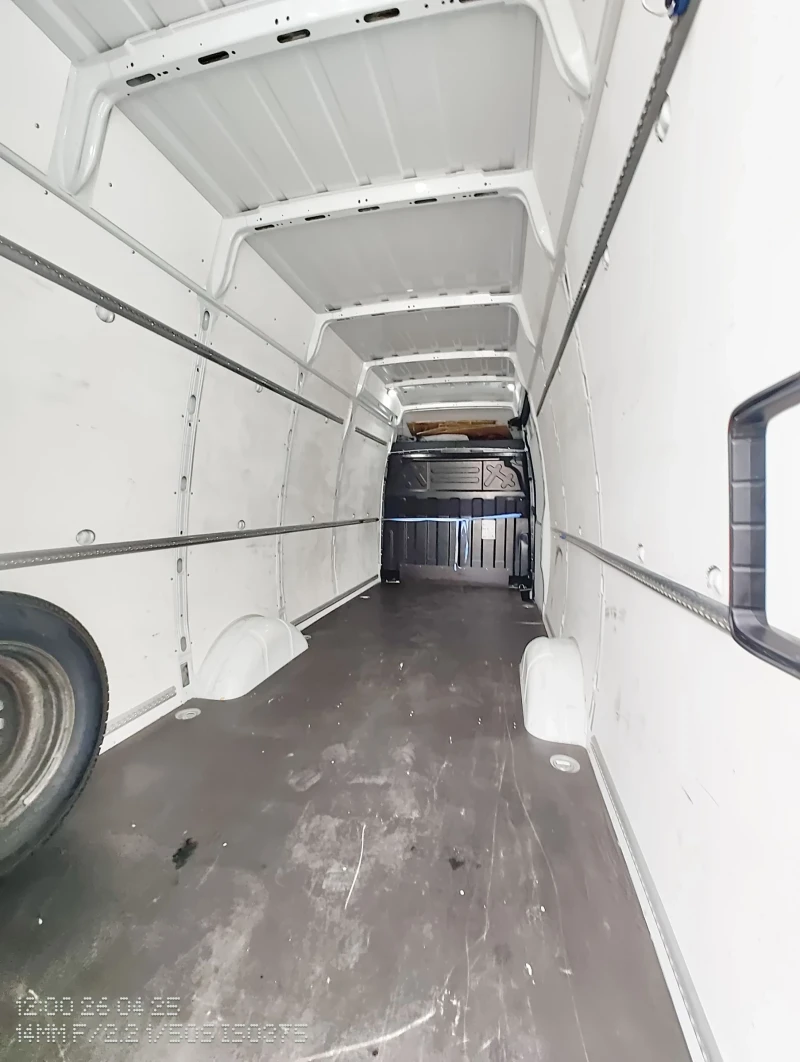 Iveco Daily 35s16 Hi matic XXXL, снимка 9 - Бусове и автобуси - 53095671