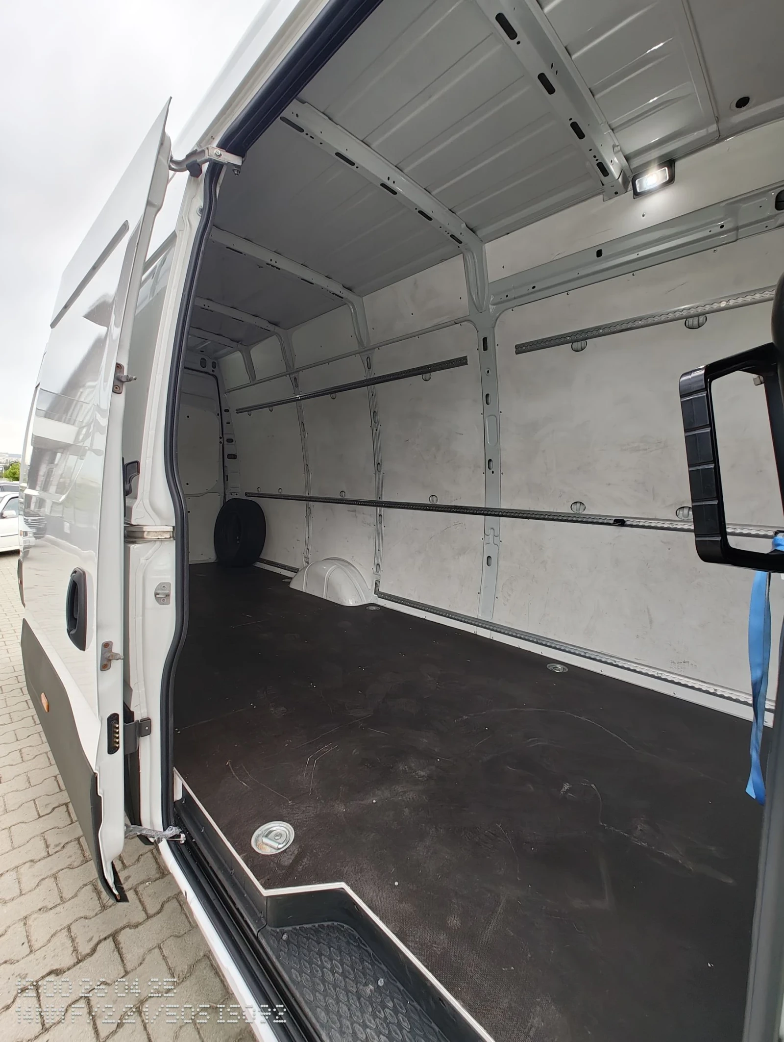 Iveco Daily 35s16 Hi matic XXXL | Mobile.bg � ����������� 11
