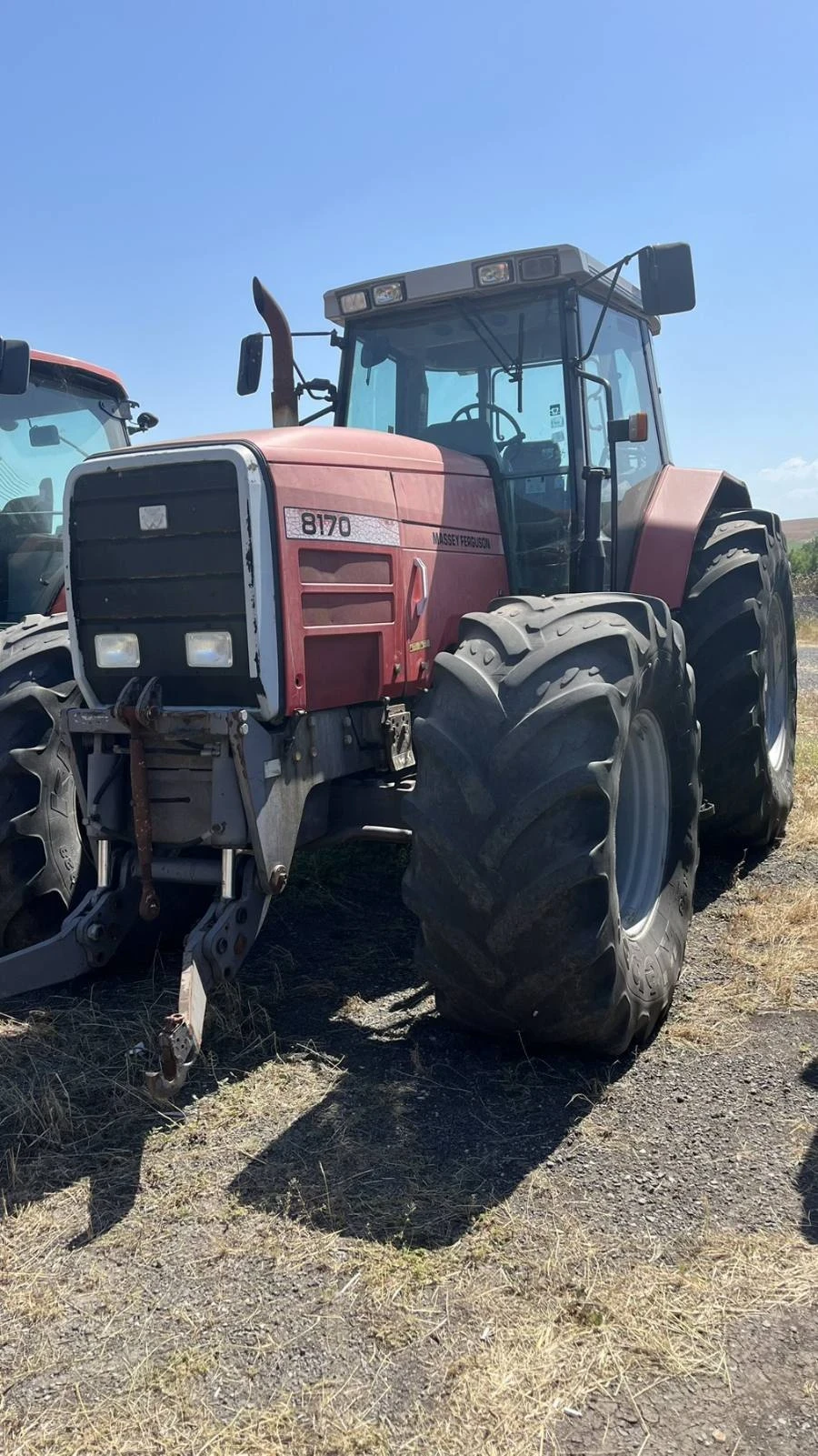Трактор Massey 8170