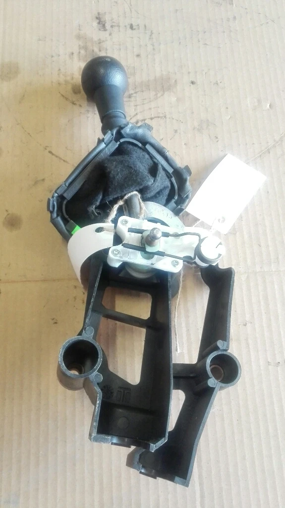 Скоростен лост Ситроен Ц3 Пикасо 1.4Б