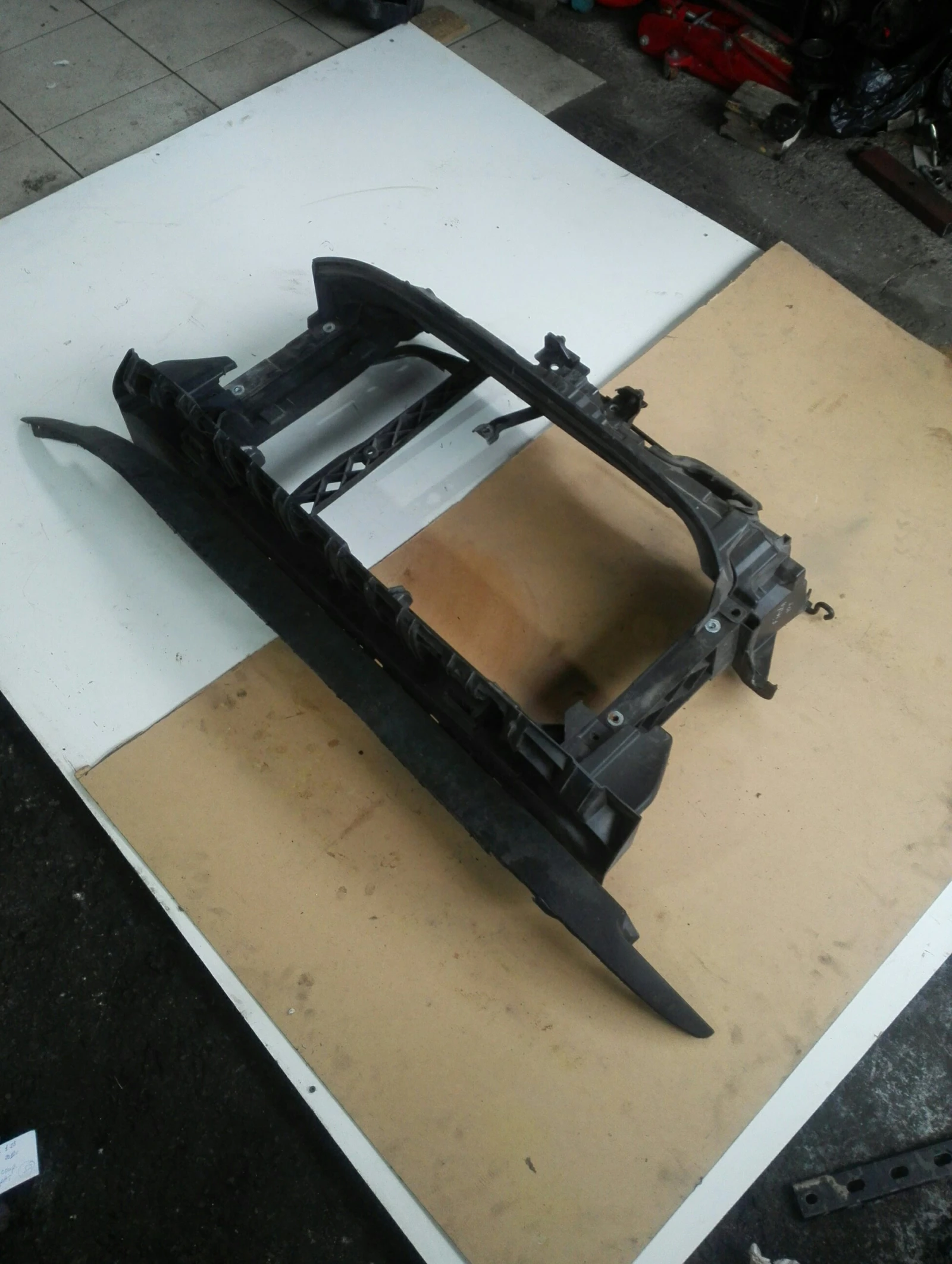 ����� ��������� ���� ������ 1.25� | Mobile.bg � ����������� 1