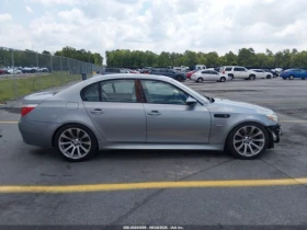 BMW M5 V10* ПОДГРЕВ* ОБДУХВАНЕ* ШИБИДАХ* HEAD-UP* , снимка 13