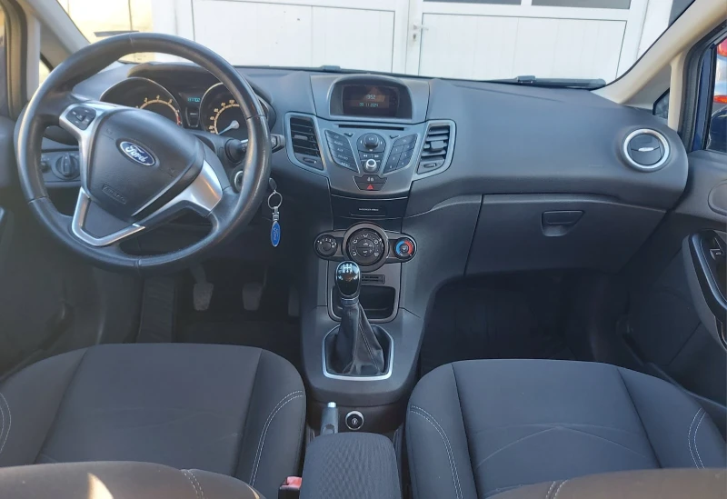 Ford Fiesta Газов инжекцион 1, 4, снимка 13 - Автомобили и джипове - 47904536