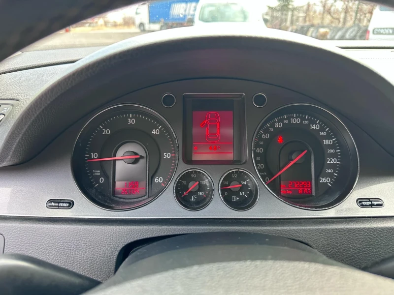 VW Passat 6 1.9 TDI, снимка 12 - Автомобили и джипове - 48106082