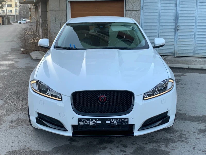 Jaguar Xf 2.2 Full, снимка 3 - Автомобили и джипове - 48825682