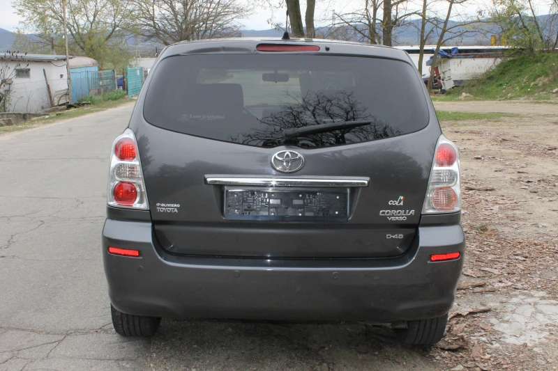 Toyota Corolla verso ИТАЛИЯ , НОВ ВНОС, снимка 6 - Автомобили и джипове - 49861078