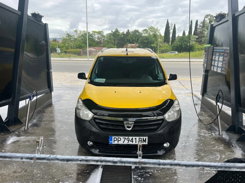 Dacia Lodgy, снимка 2 - Автомобили и джипове - 52896399