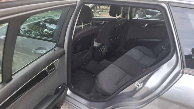 Mercedes-Benz C 180 2200cdi/Автоматик/120кс, снимка 10 - Автомобили и джипове - 51855453