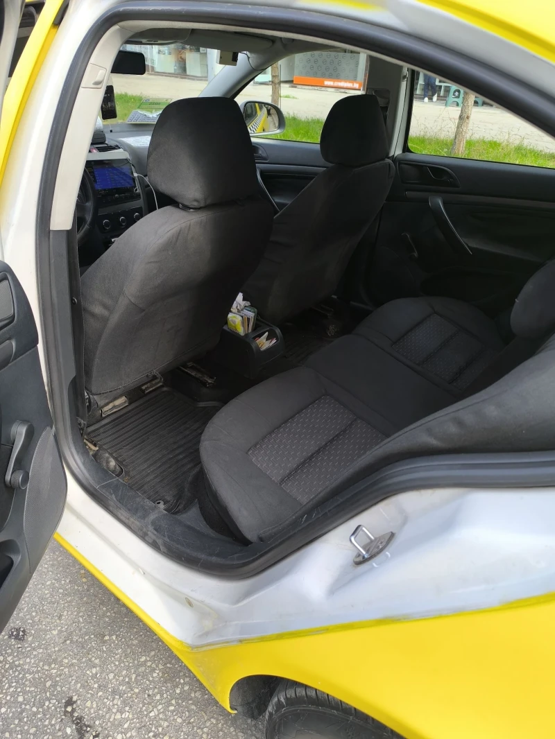 Skoda Octavia, снимка 5 - Автомобили и джипове - 52836082