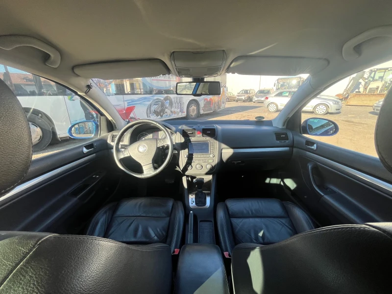 VW Golf, снимка 4 - Автомобили и джипове - 52952885