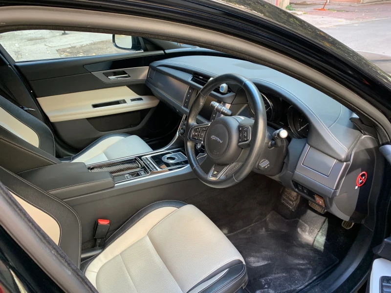 Jaguar Xf, снимка 3 - Автомобили и джипове - 53236325