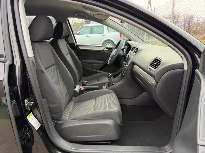 VW Golf 1.4i Euro5a, снимка 9 - Автомобили и джипове - 53285149