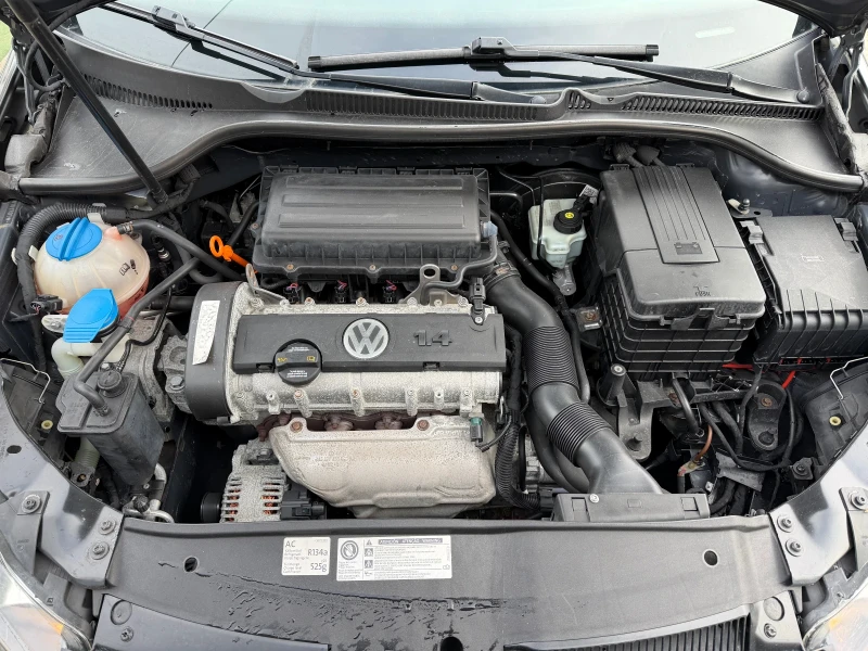 VW Golf 1.4i Euro5a, снимка 16 - Автомобили и джипове - 53285149