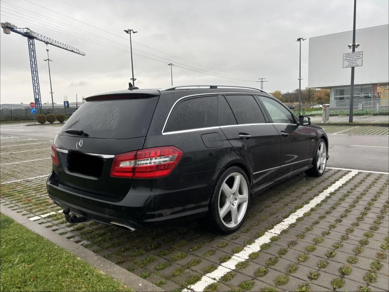 Mercedes-Benz E 350 Avantgarde, снимка 4 - Автомобили и джипове - 53292330