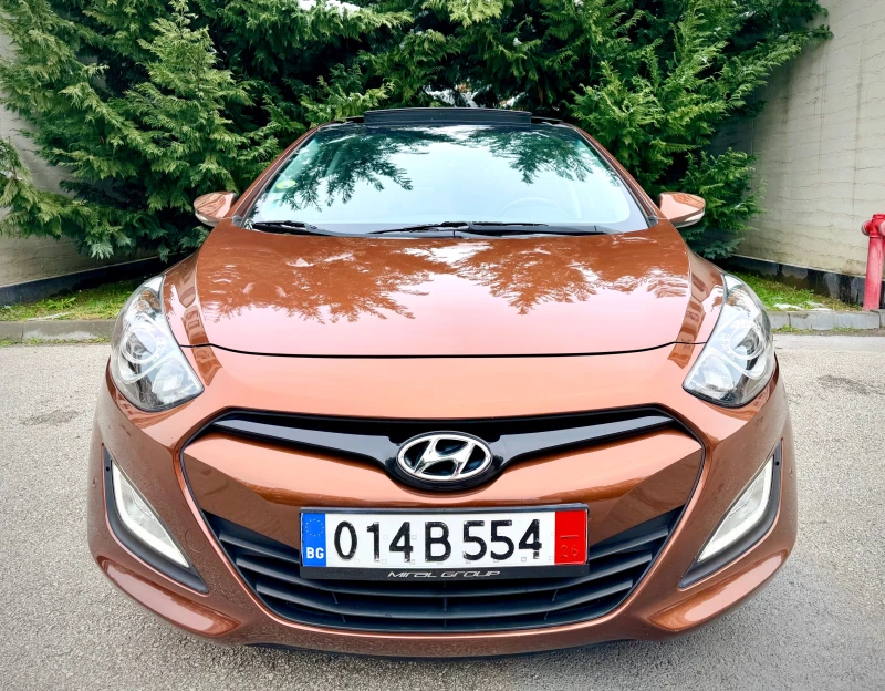 Hyundai I30 1.6crdi PREMIUM PANORAMA NAVI KEYLESS KAMERA KOJA, снимка 2 - Автомобили и джипове - 53370530