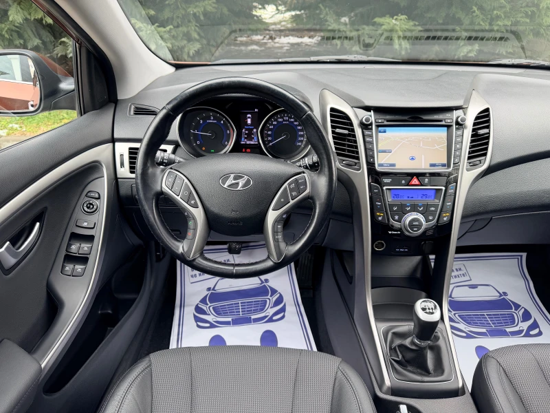 Hyundai I30 1.6crdi PREMIUM PANORAMA NAVI KEYLESS KAMERA KOJA, снимка 11 - Автомобили и джипове - 53370530