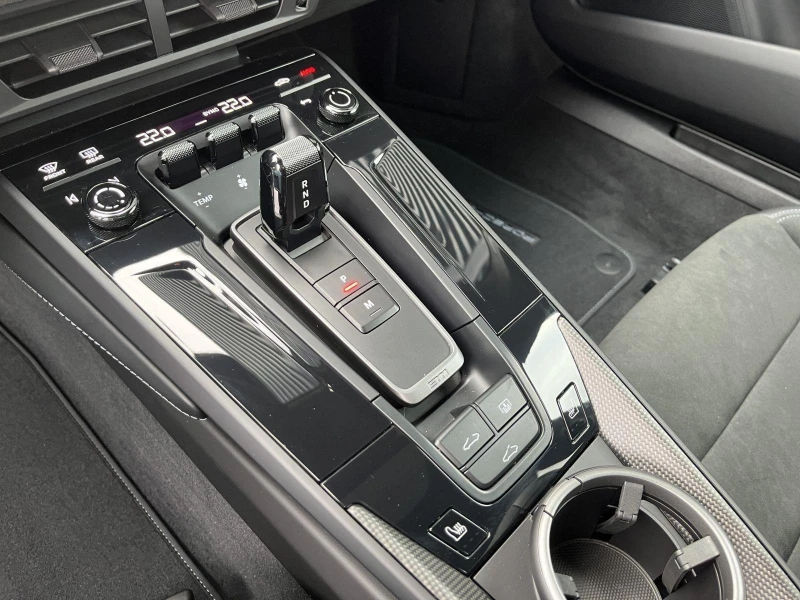 Porsche 911 992.2 CARRERA GTS BOSE PANORAMA CHRONO, снимка 9 - Автомобили и джипове - 53599355
