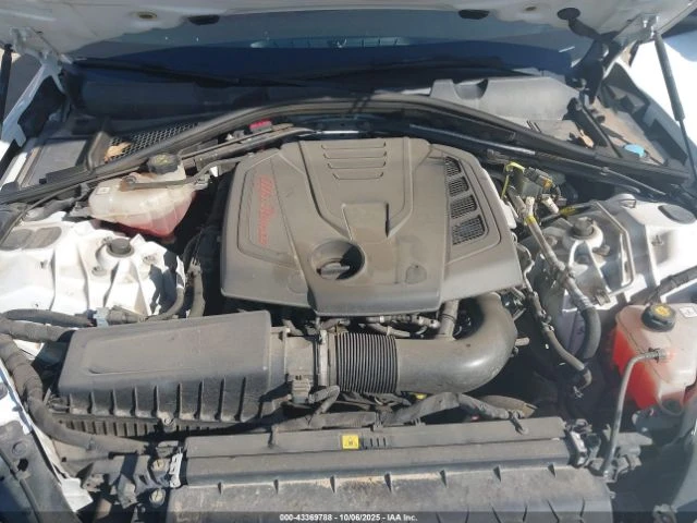 Alfa Romeo Giulia Ti 280кс * Възможност за Лизинг* , снимка 15 - Автомобили и джипове - 52664152