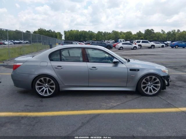 BMW M5 V10* ПОДГРЕВ* ОБДУХВАНЕ* ШИБИДАХ* HEAD-UP* , снимка 13 - Автомобили и джипове - 55642606