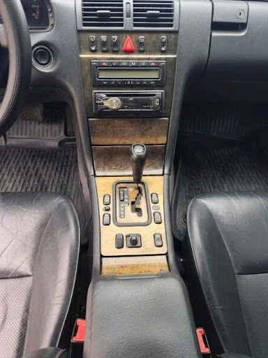 Mercedes-Benz E 280 E280 4Matic GAZ, снимка 14 - Автомобили и джипове - 56011745