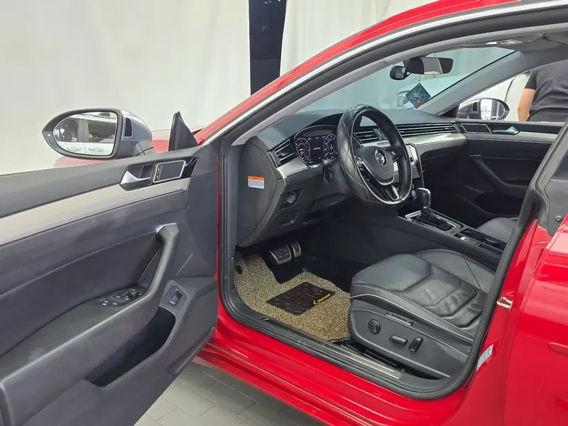 VW Arteon 2.0 Tdi Premium, снимка 10 - Автомобили и джипове - 56224158