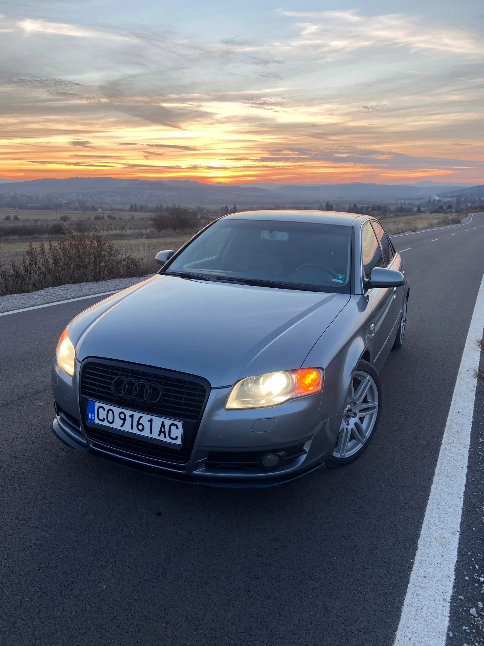 Audi A4 3.0 TDI 6 скорости ръчка , снимка 1