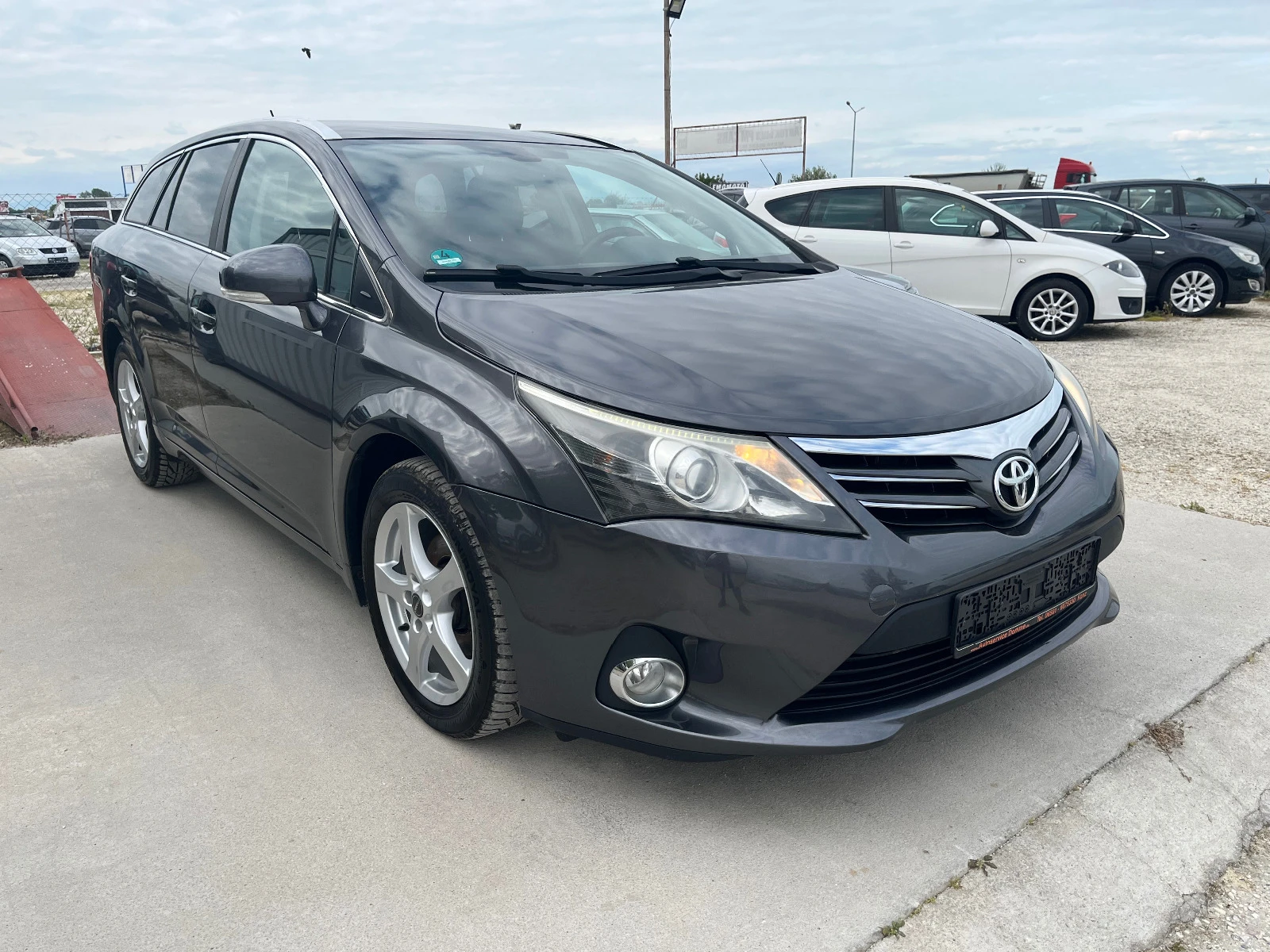 Toyota Avensis 2.0 D-4D - [1] 