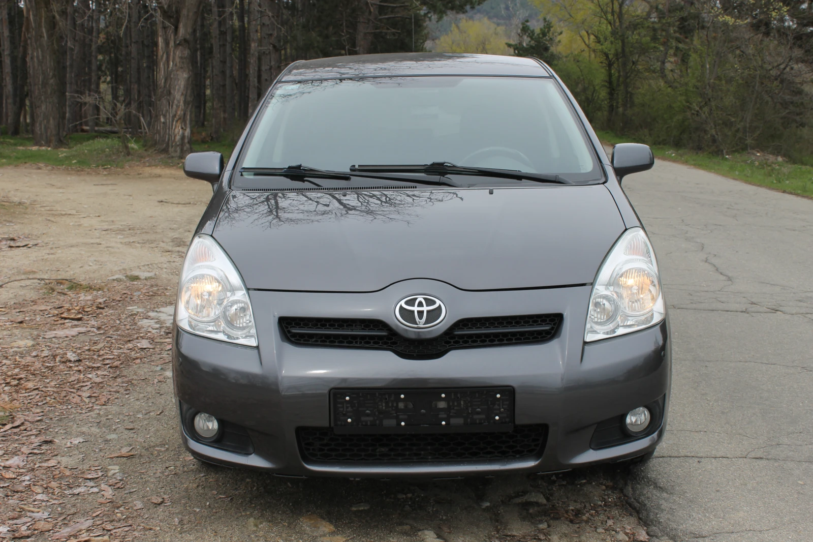 Toyota Corolla verso ИТАЛИЯ , НОВ ВНОС - изображение 2