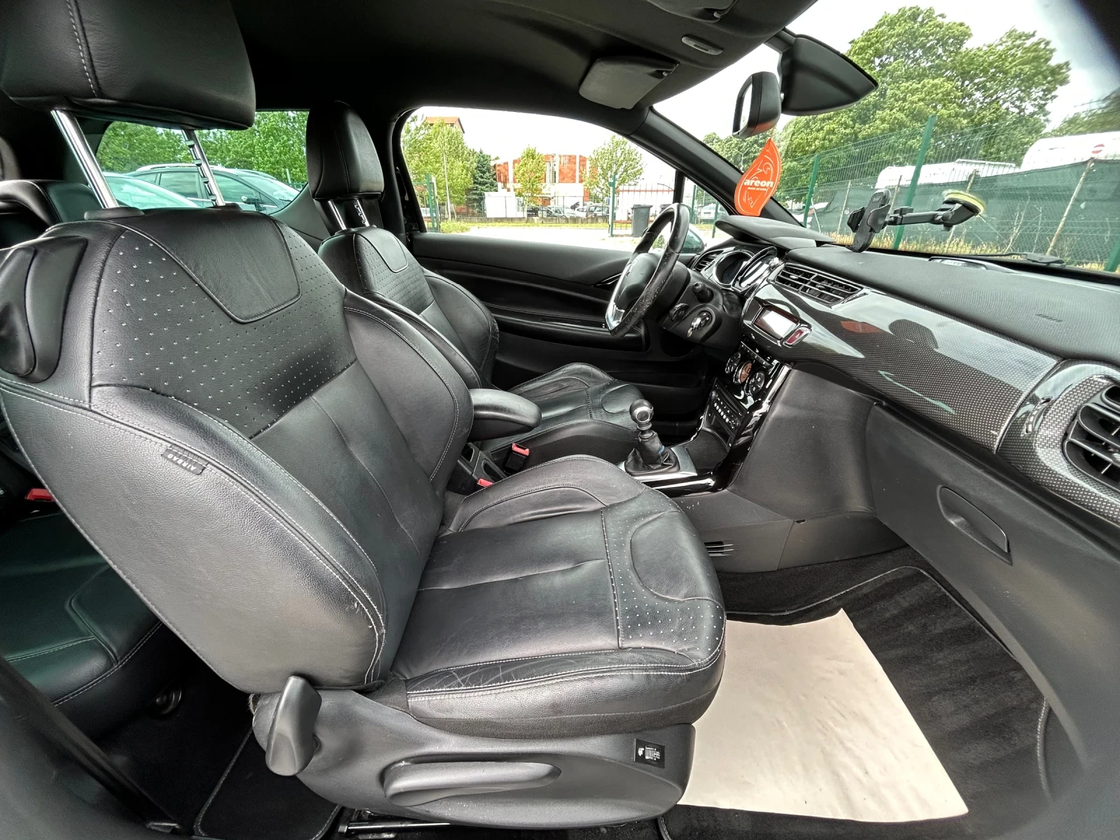 Citroen DS3 1.6E-HDi/EURO 5В/112k.c./6 СКОРОСТИ - изображение 10