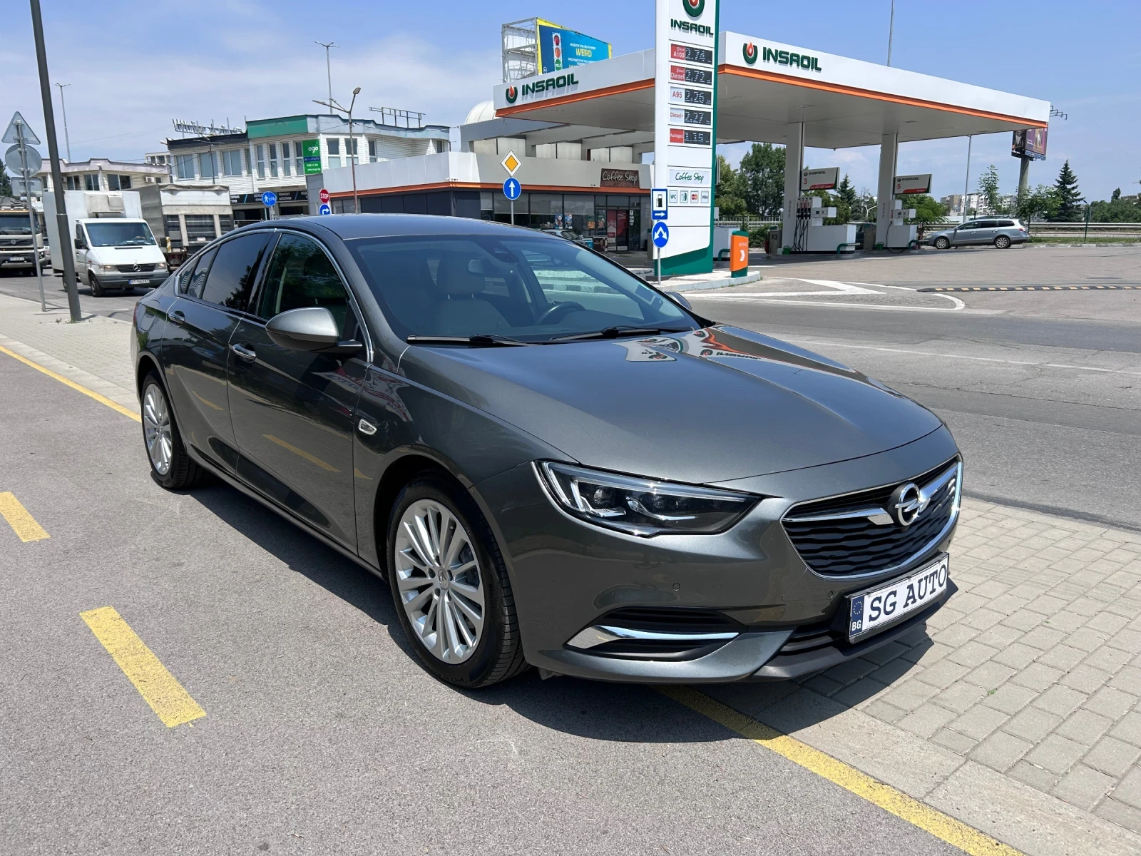 Opel Insignia 2.0 TURBO/4x4/AUTOMATIC/ОТЛИЧНА 146хил.км!!! - изображение 3
