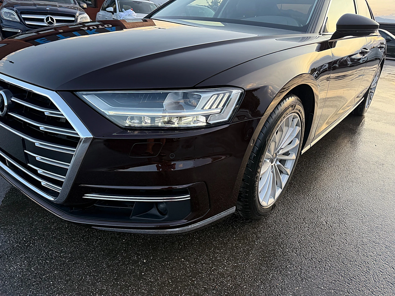 Audi A8 MATRIX-DISTRONIK-360KAMERA-ОБДУХВАНЕ-ПОДГРЯВАНЕ-!! - изображение 4