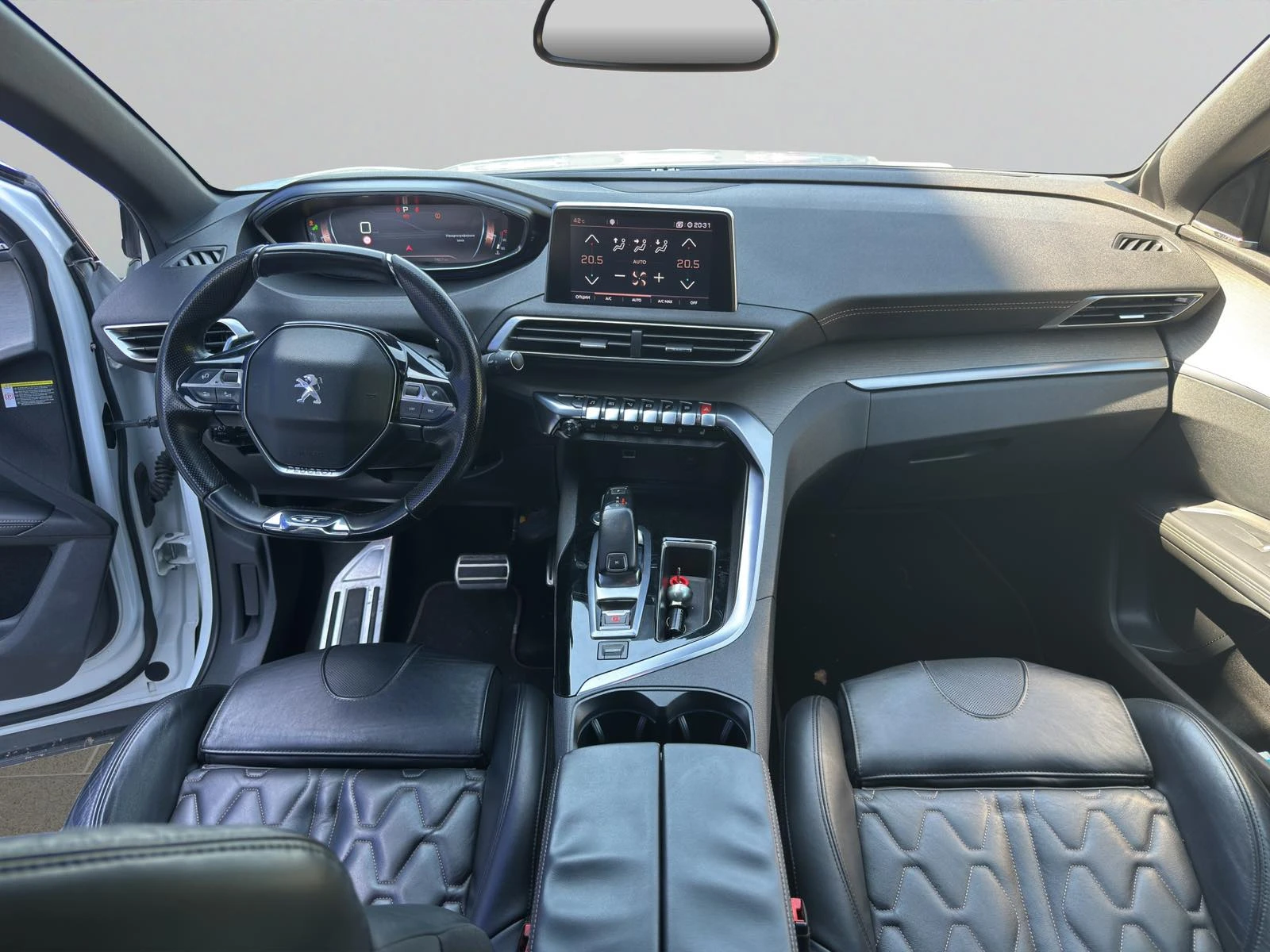 Peugeot 5008 GT 2.0 BlueHDi 180 S&S EAT6 EURO 6 - изображение 9