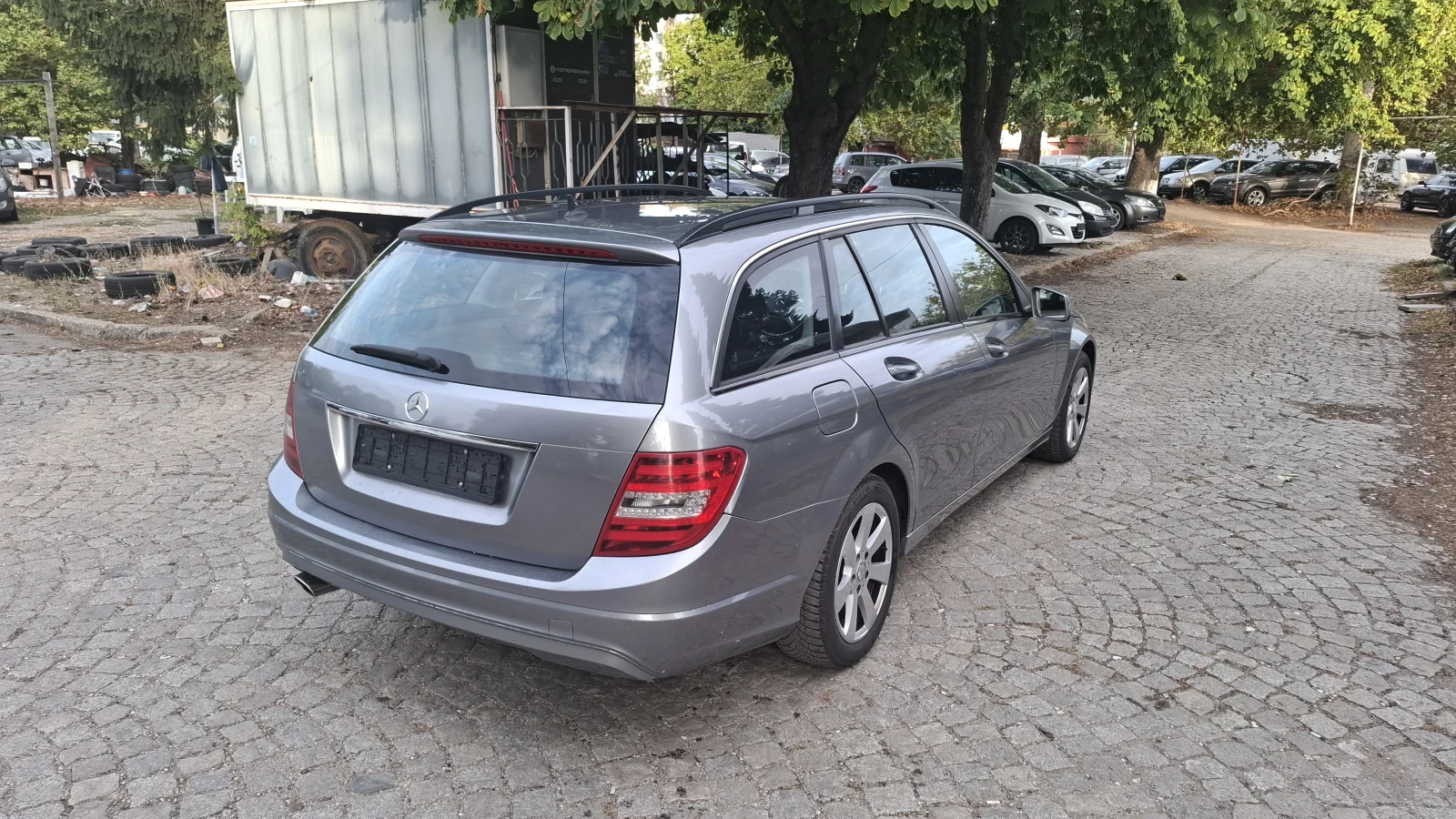 Mercedes-Benz C 180 2200cdi/Автоматик/120кс - изображение 6