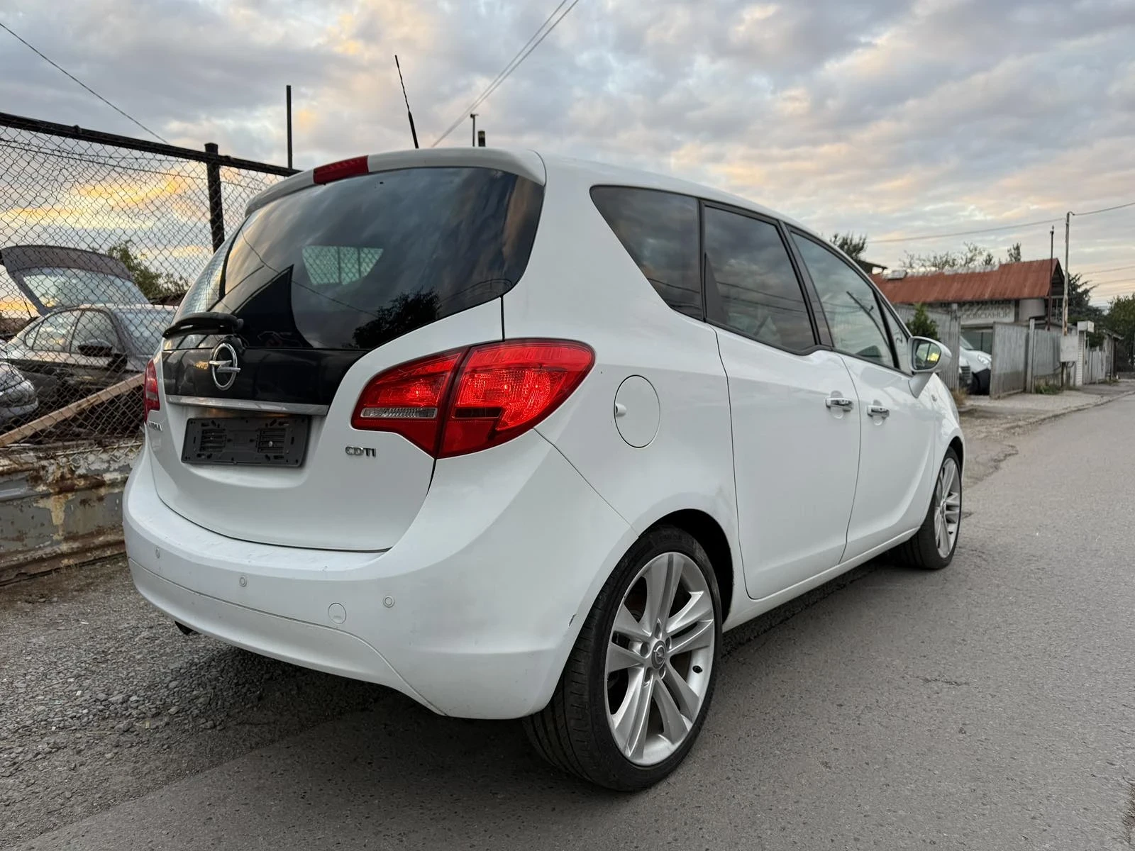 Opel Meriva 1, 700CDTI EURO5 - изображение 7