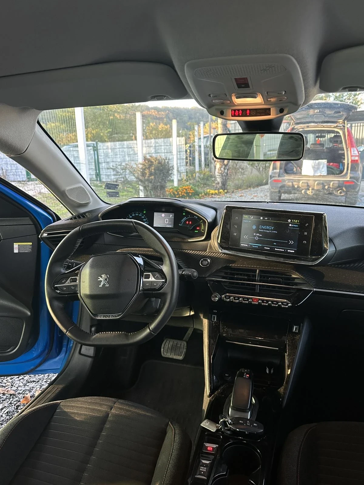 Peugeot 208 Peugeot 208 e - изображение 5