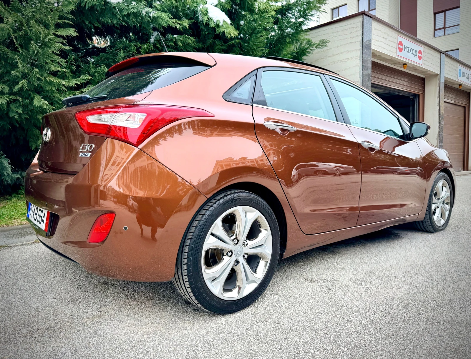 Hyundai I30 1.6crdi PREMIUM PANORAMA NAVI KEYLESS KAMERA KOJA | Mobile.bg � ����������� 5