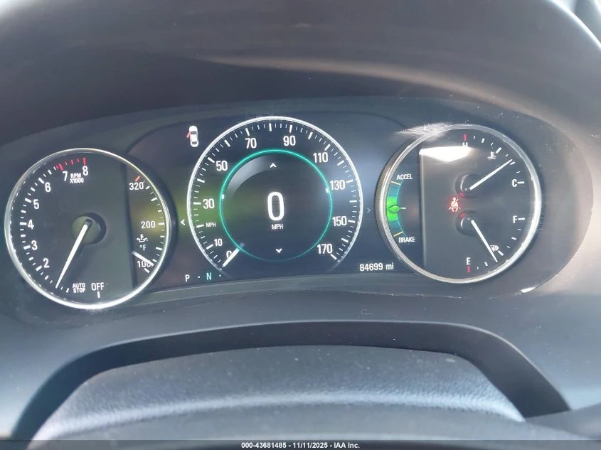 Buick Lacrosse 2.5l Essence - изображение 6