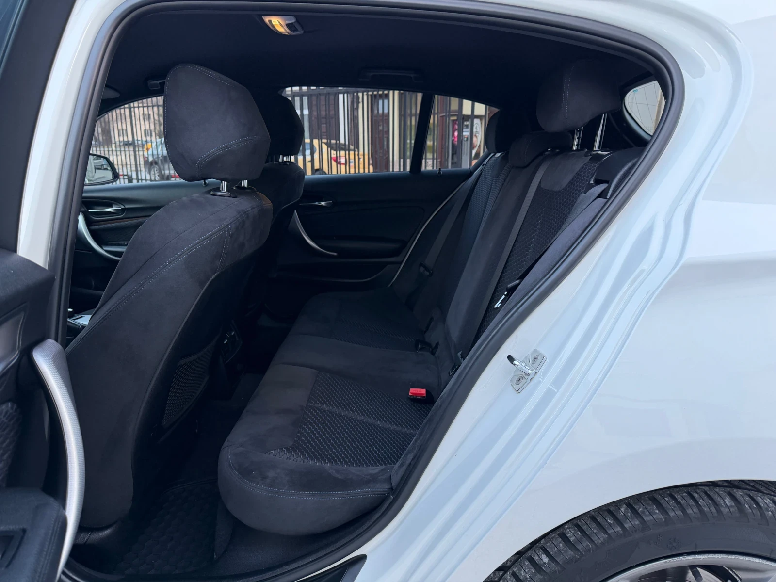 BMW 118 1.8D * M-SPORT * ��������� ��������� | Mobile.bg � ����������� 11