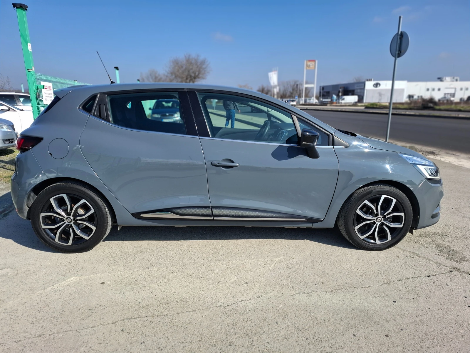 Renault Clio 1, 5 DCi MOSCHINO ������  | Mobile.bg � ����������� 8