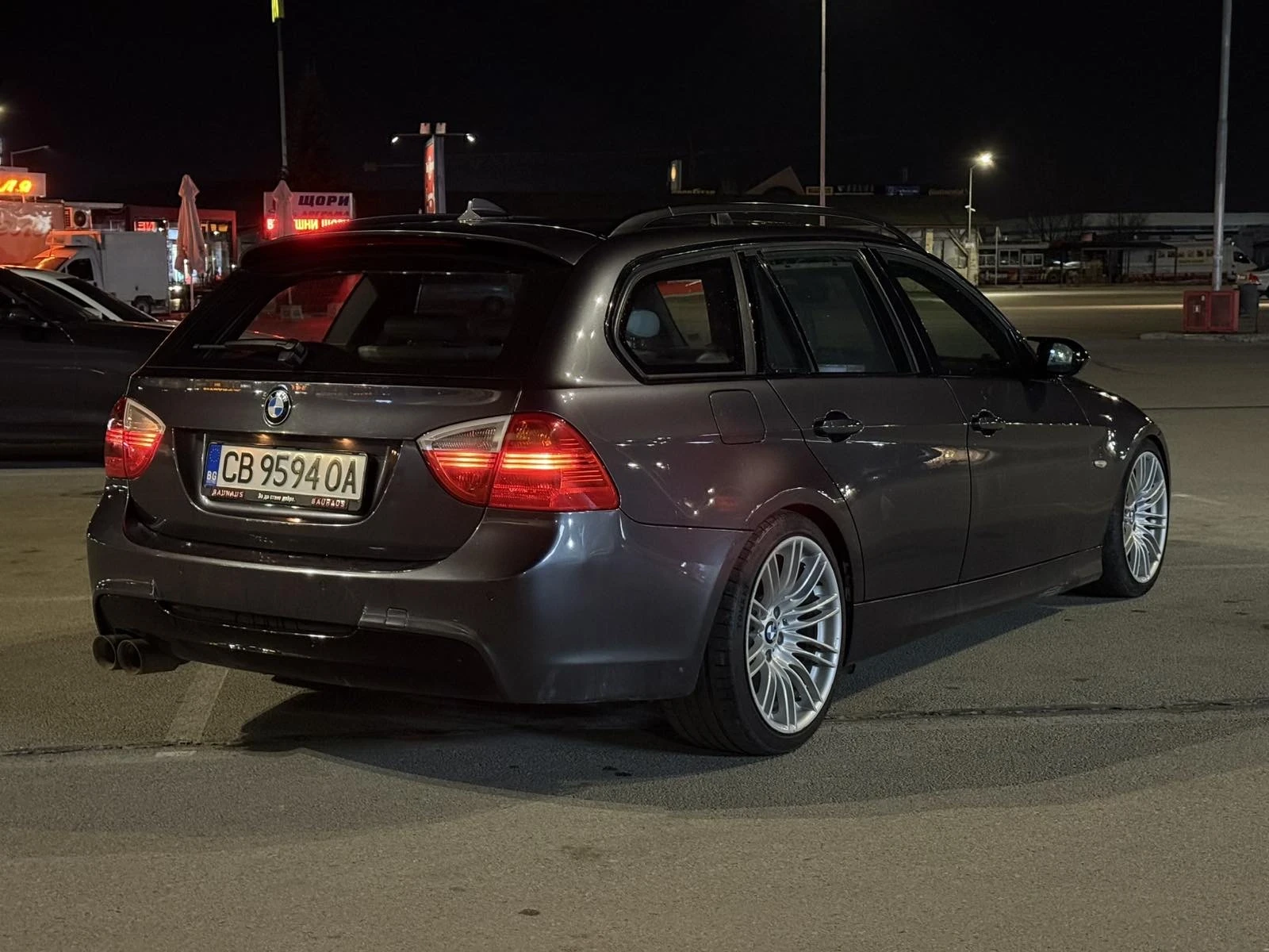 BMW 320, снимка 3 - Автомобили и джипове - 53832004