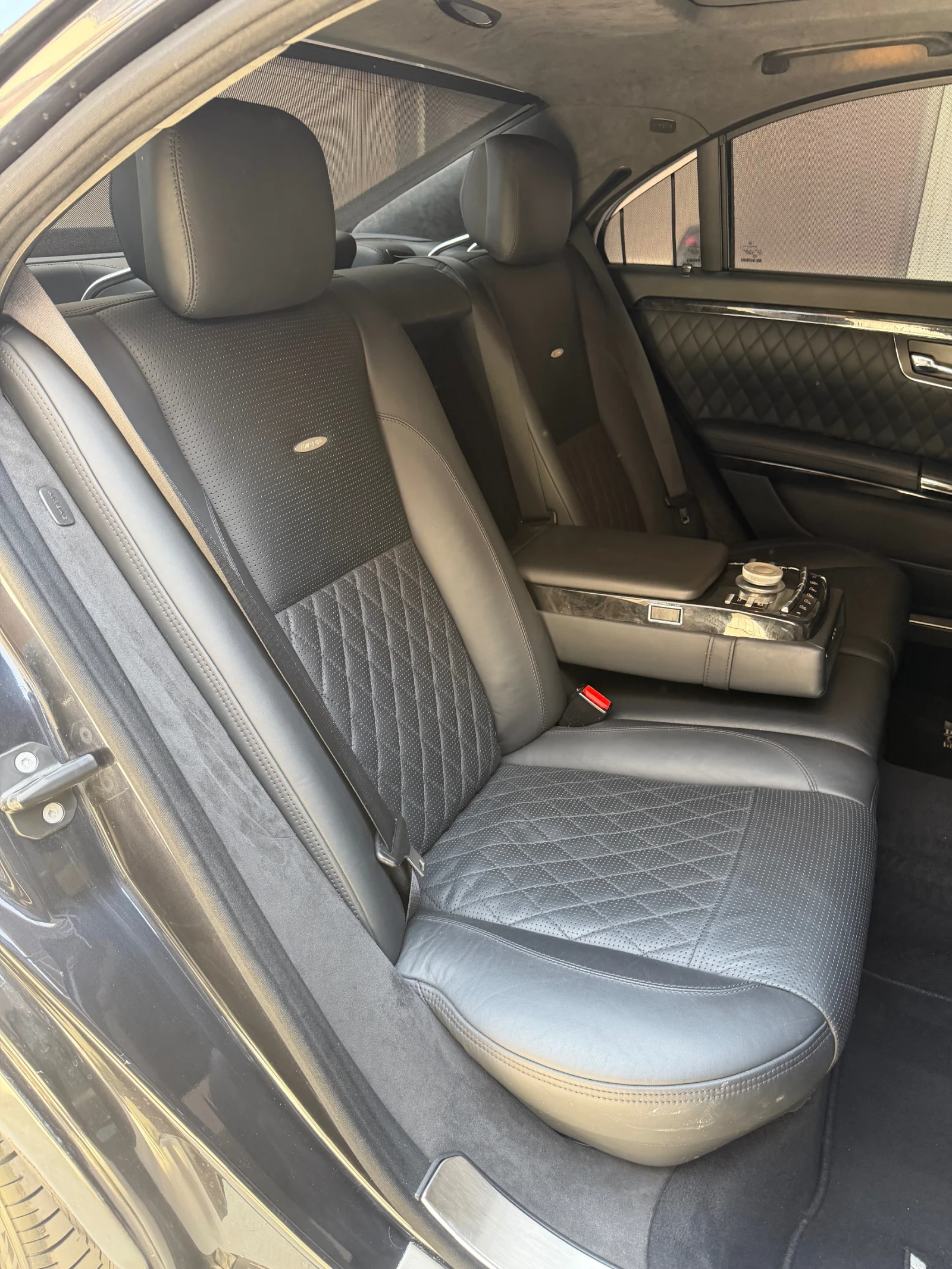 Mercedes-Benz S 65 AMG Designo/Панорама/Full/612к.с./Бартер/Лизинг!!, снимка 13 - Автомобили и джипове - 54098097